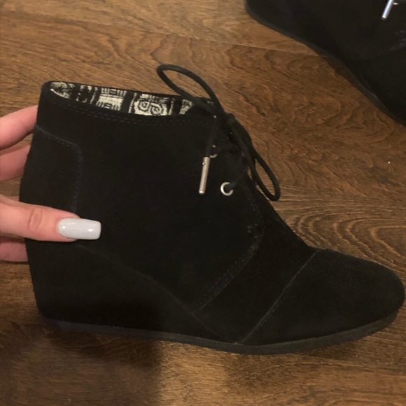 Toms Wedges - Picture 1 of 4